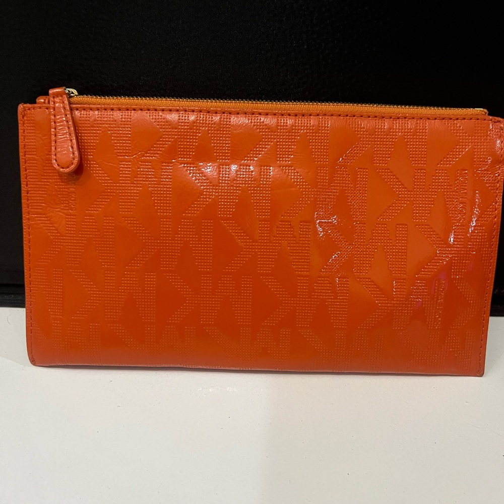 Michael Kors Orange MK Logo Wristlet Clutch with Gold Plate - Picture 2 of 2